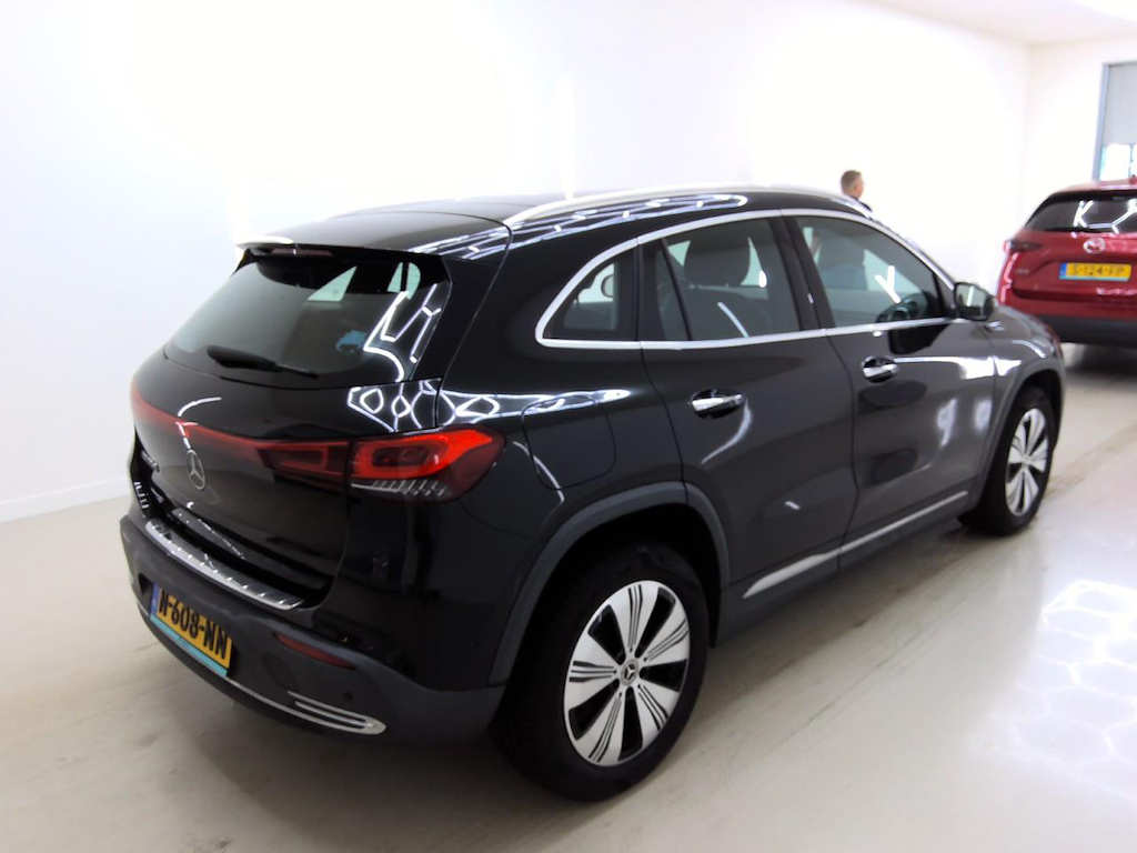 Foto 4 van Mercedes EQA