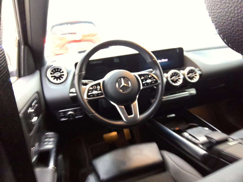 Foto 6 van Mercedes EQA