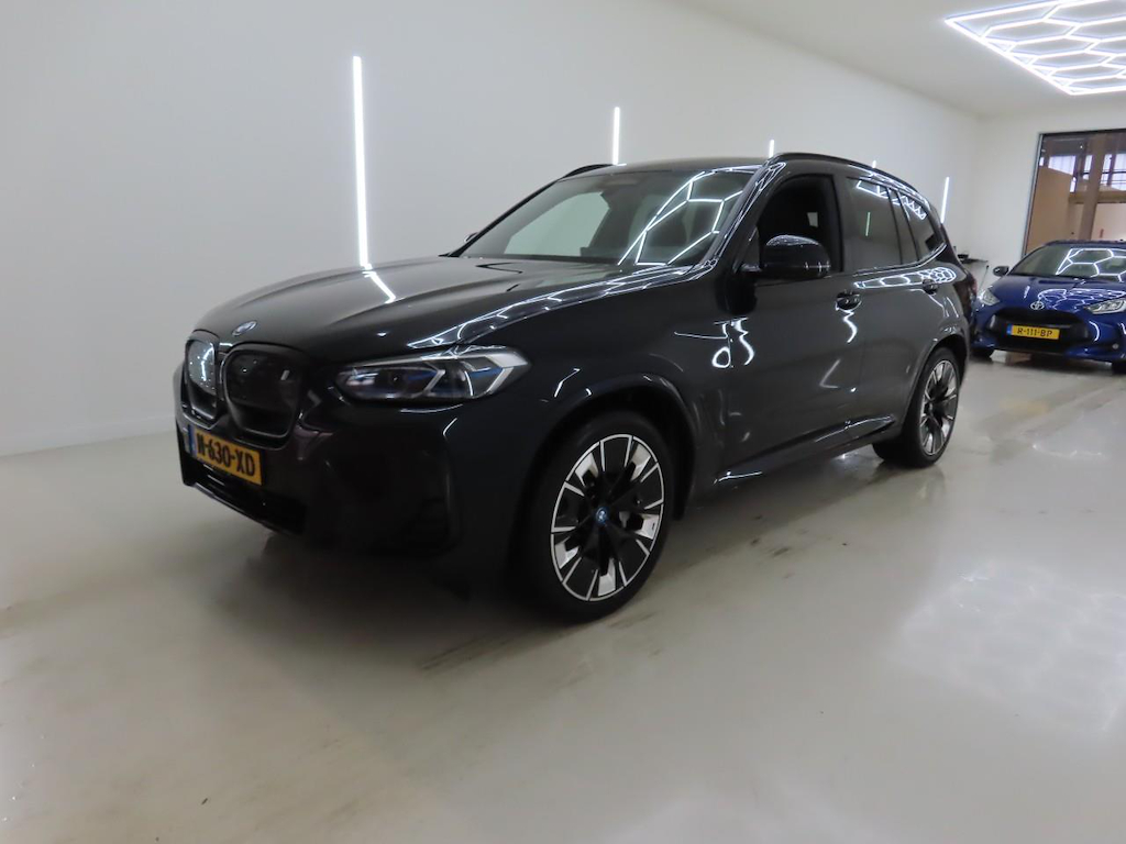 Foto 2 van BMW ix3