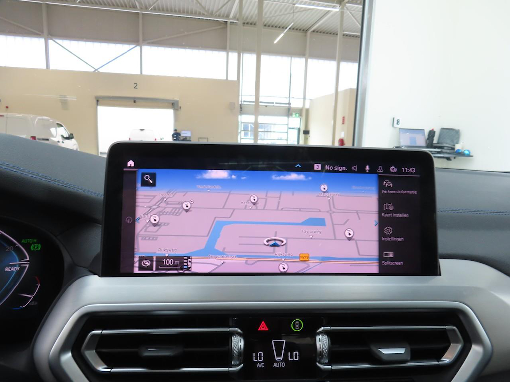 Foto 20 van BMW ix3