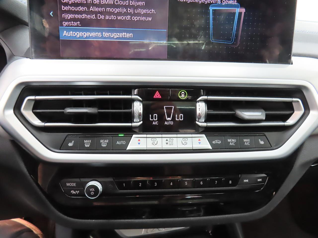 Foto 22 van BMW ix3