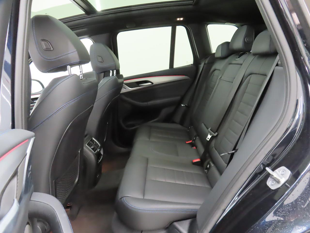 Foto 9 van BMW ix3