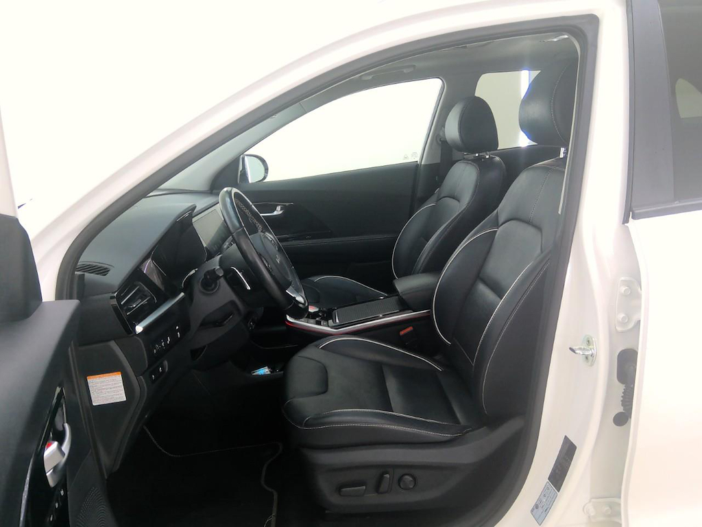 Photo 8 of Kia Niro