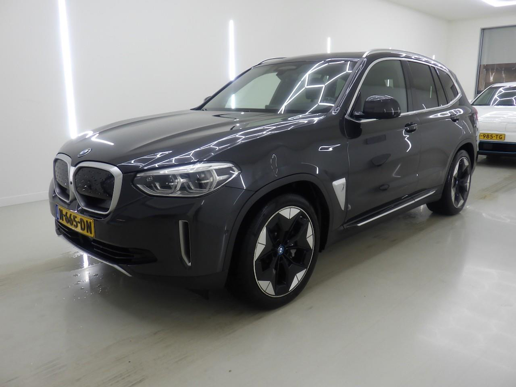 Foto 2 van BMW ix3