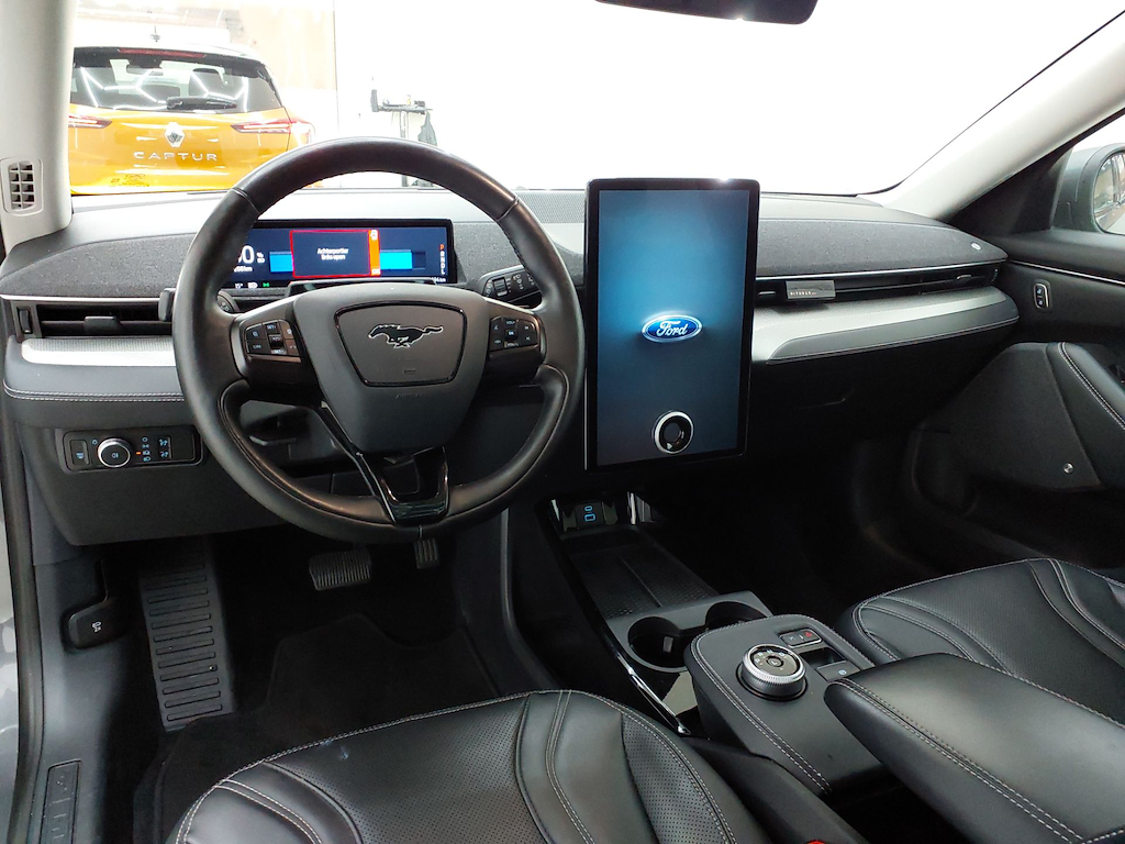 Foto 15 van Ford Mustang