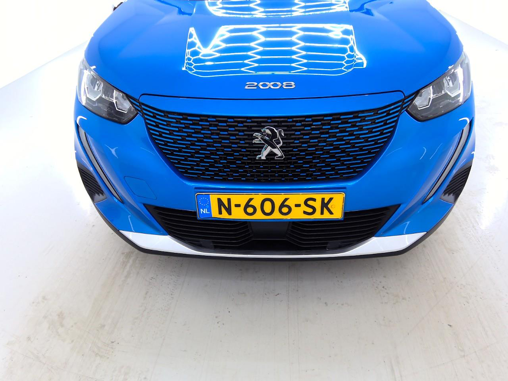 Foto 46 van Peugeot E-2008