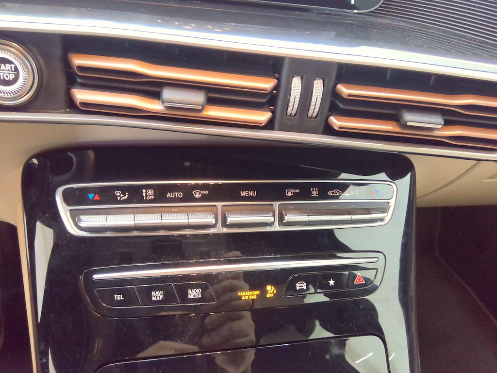 Foto 19 van Mercedes EQC