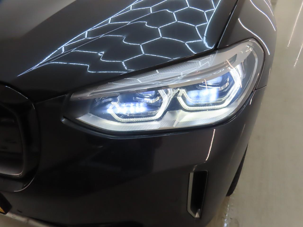 Foto 21 van BMW ix3