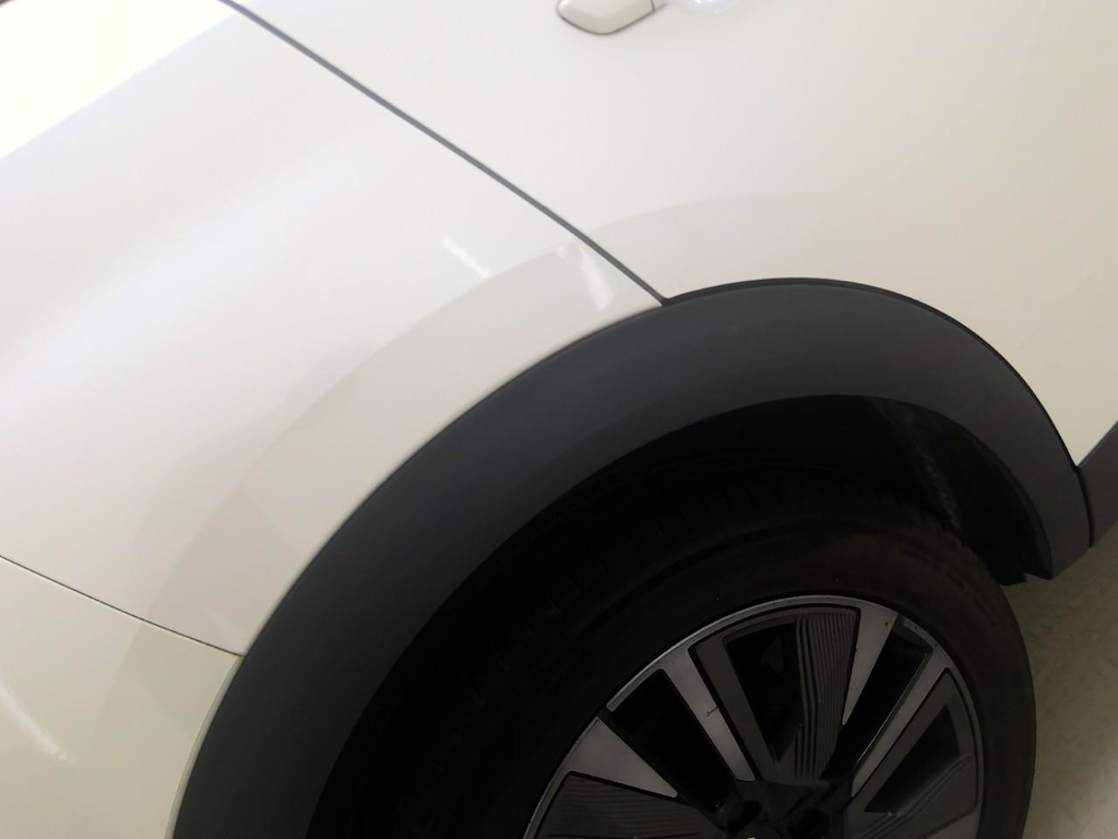 Foto 43 van Peugeot E-2008