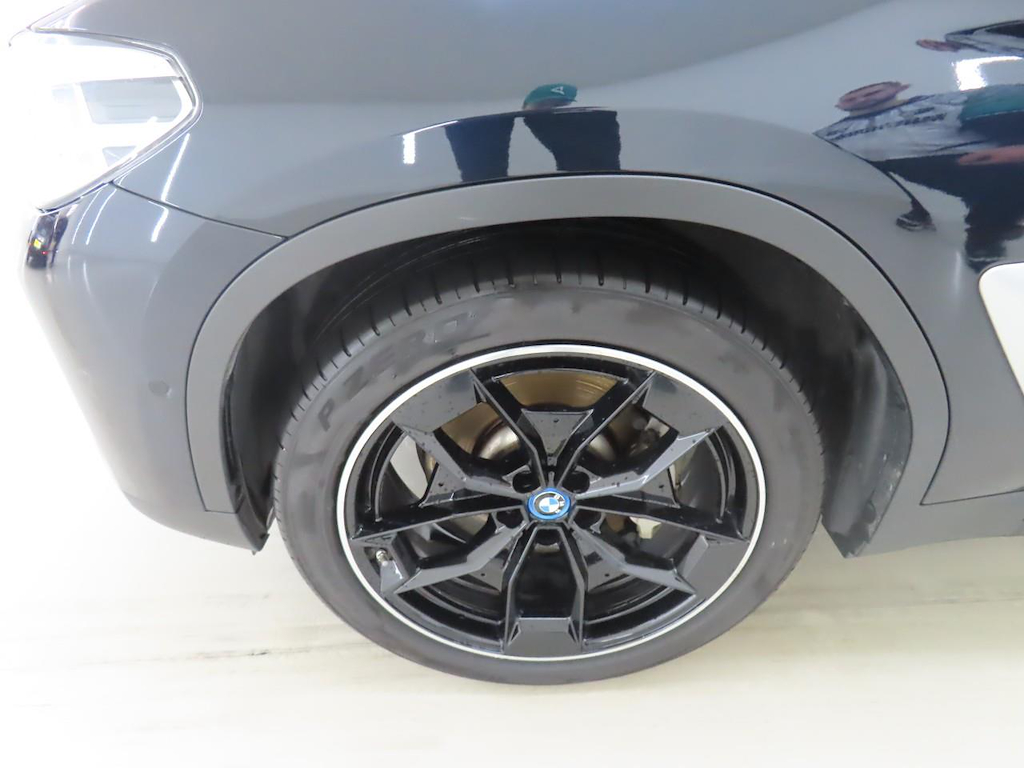 Foto 20 van BMW ix3