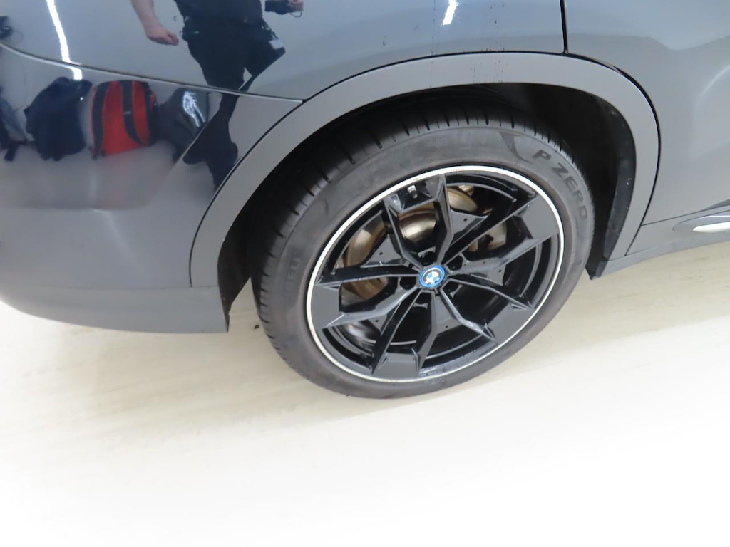 Foto 25 van BMW ix3
