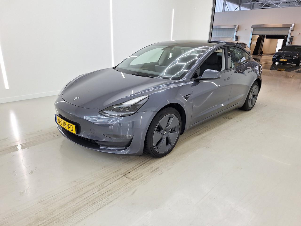 Foto 2 van Tesla Model 3