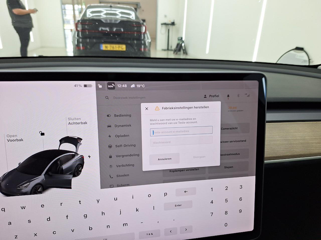 Foto 15 van Tesla Model 3