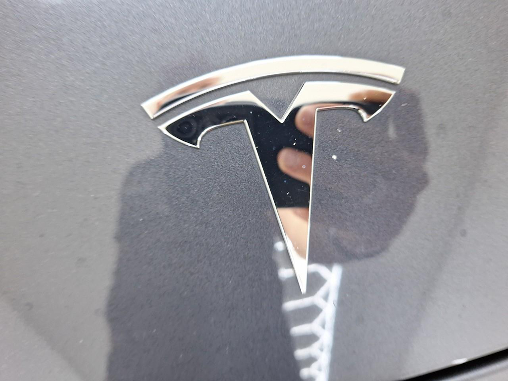 Foto 23 van Tesla Model 3