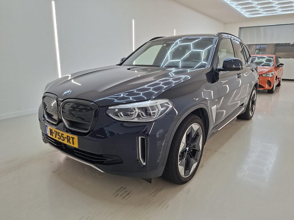 Foto 2 van BMW ix3