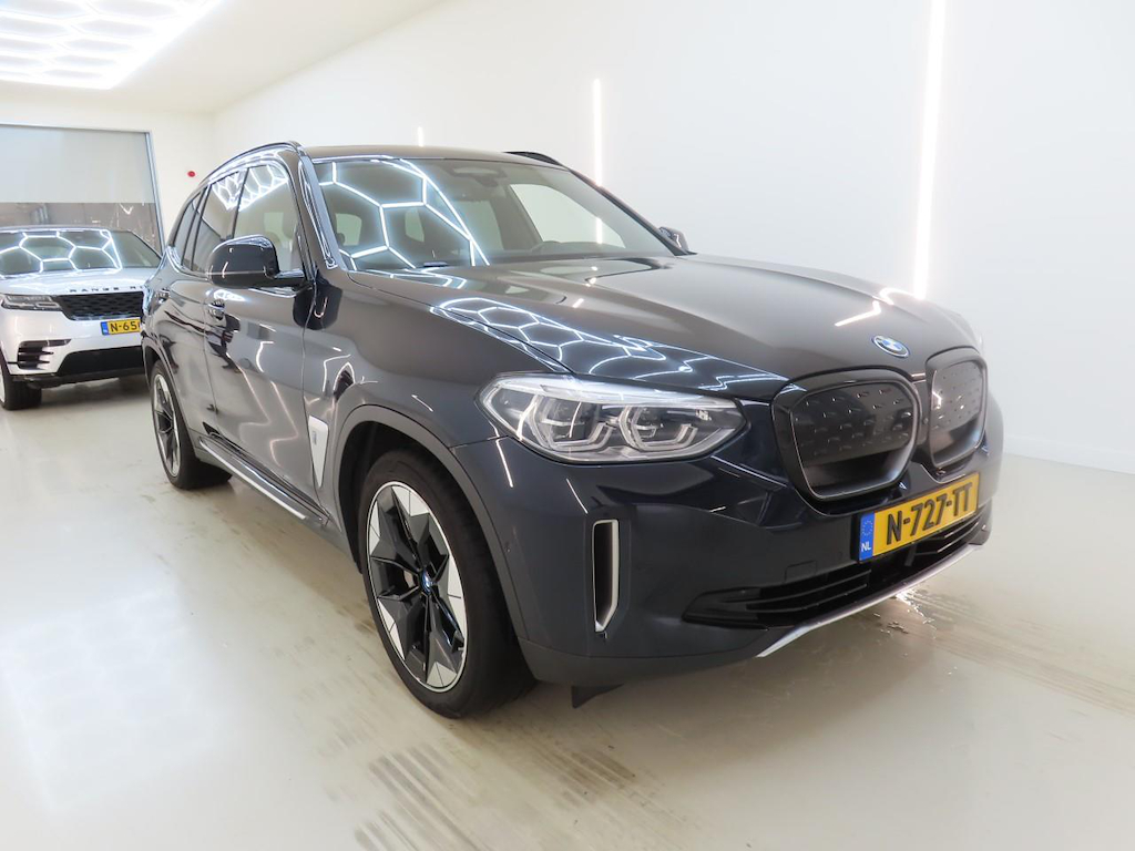 Foto 13 van BMW ix3