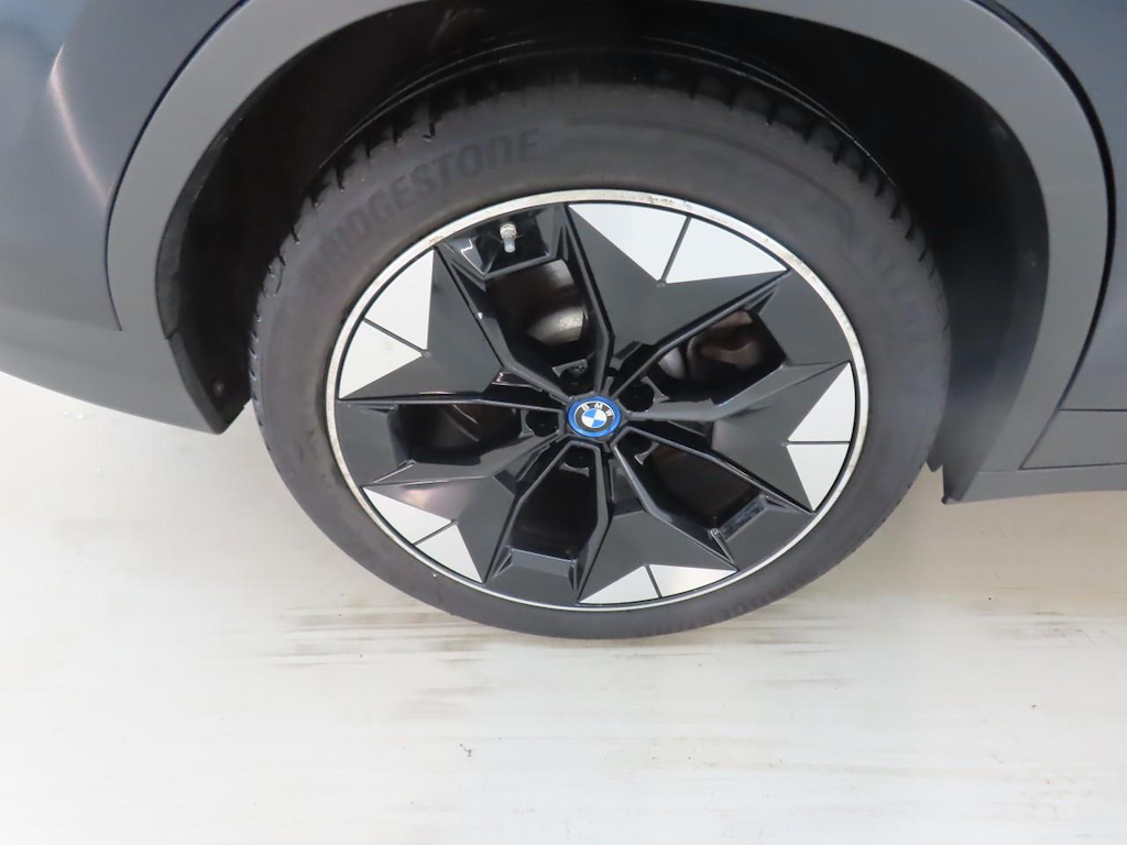 Foto 50 van BMW ix3
