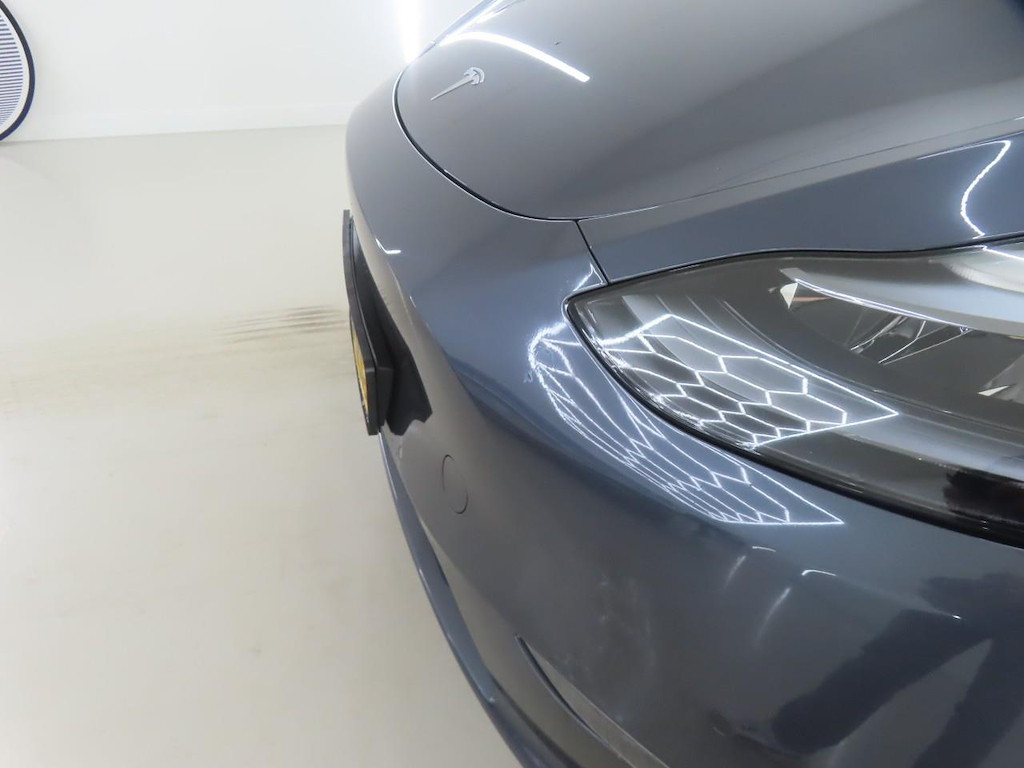 Foto 27 van Tesla Model Y