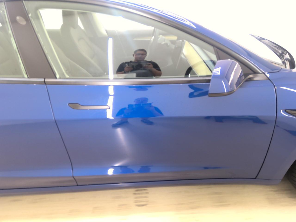 Foto 30 van Tesla Model 3