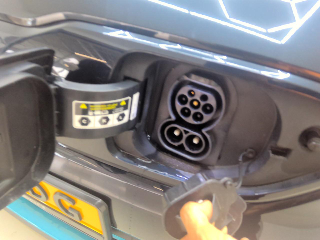 Foto 16 van Kia Niro