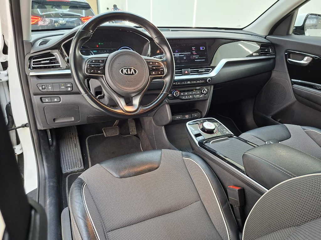 Foto 8 van Kia Niro