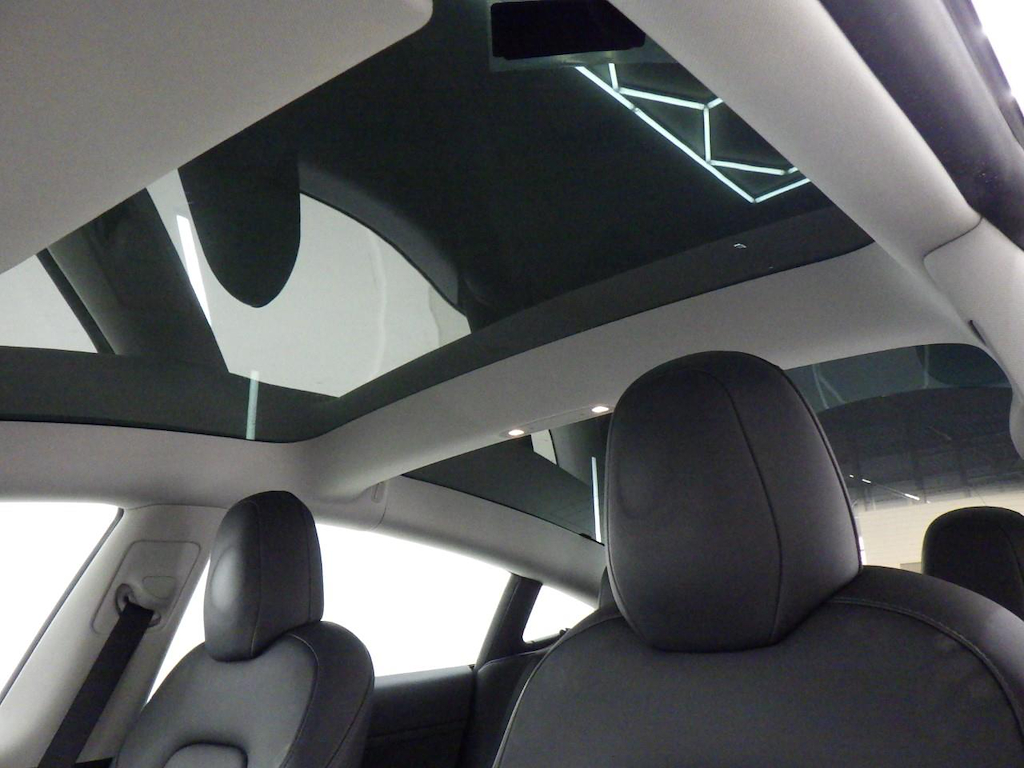 Foto 21 van Tesla Model 3
