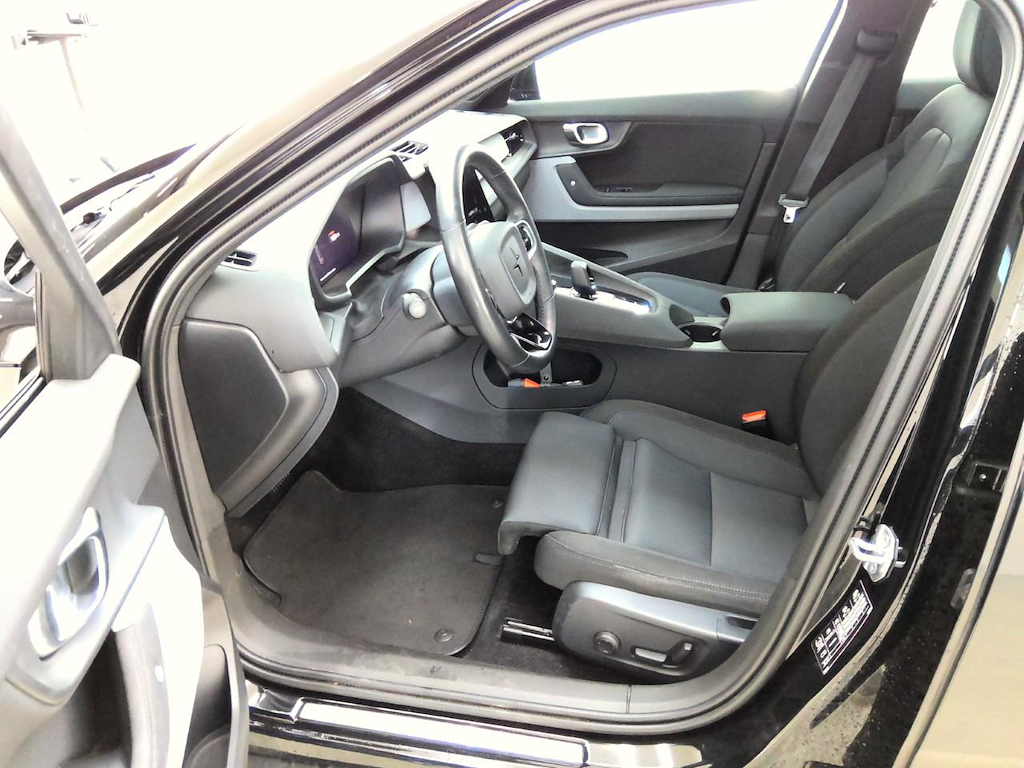 Photo 15 of Polestar 2