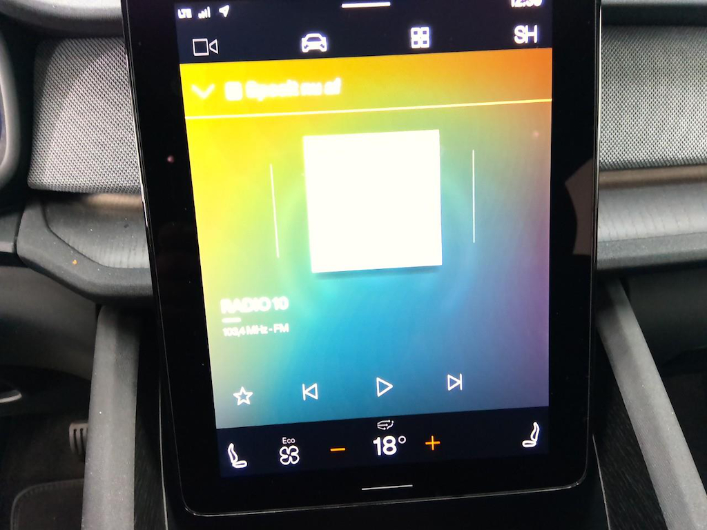 Photo 36 of Polestar 2