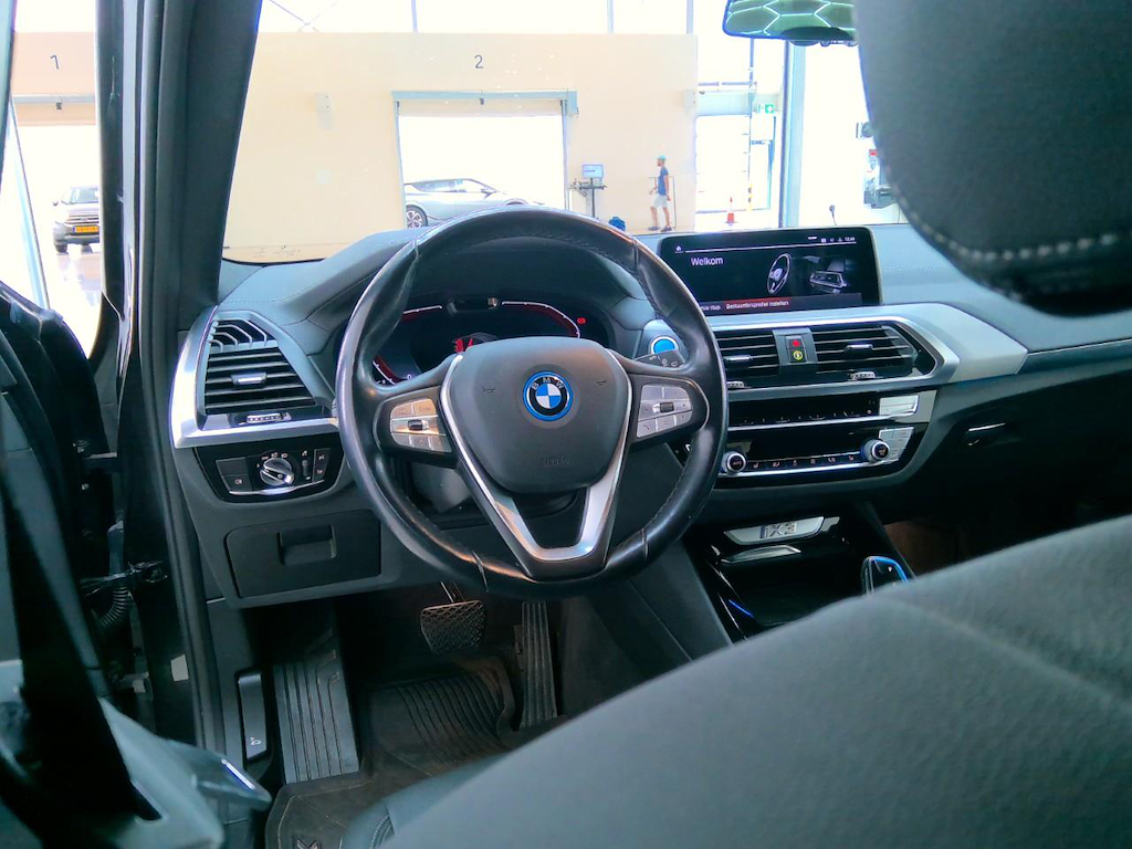 Foto 4 van BMW ix3