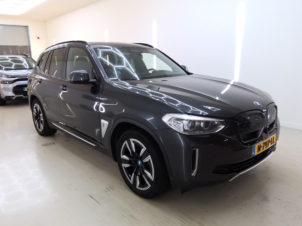Foto 6 van BMW ix3