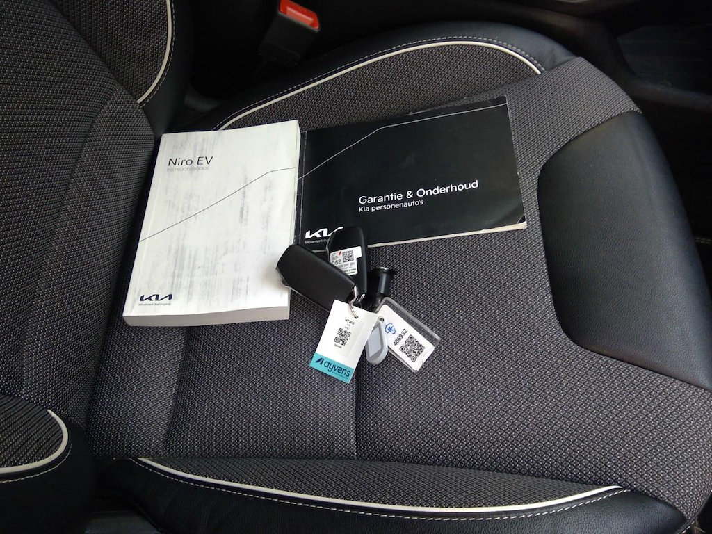 Foto 16 van Kia Niro