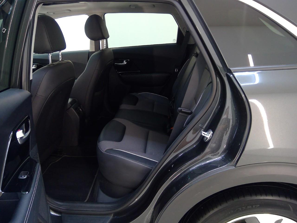 Foto 9 van Kia Niro