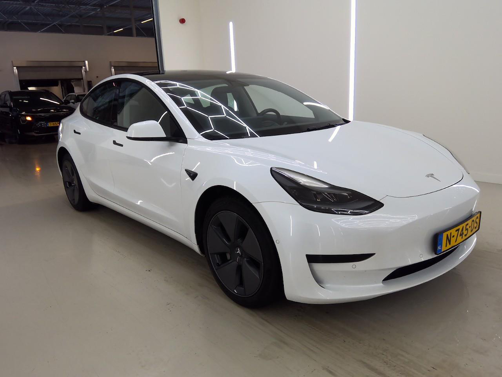 Foto 6 van Tesla Model 3