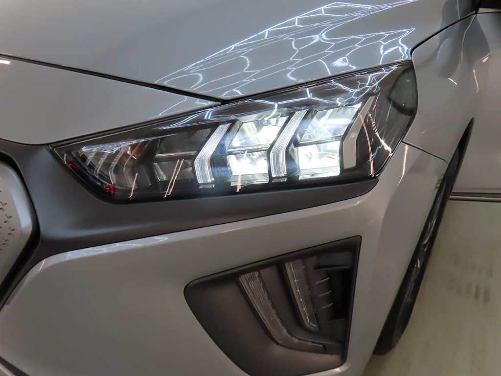 Foto 21 van Hyundai Ioniq