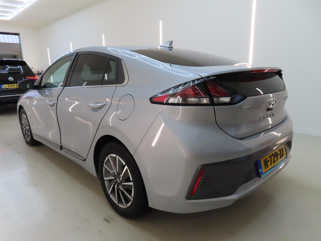 Foto 6 van Hyundai Ioniq
