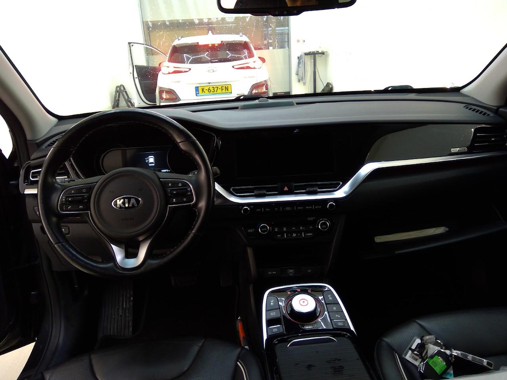 Foto 9 van Kia Niro