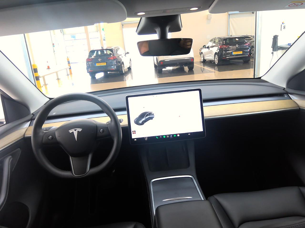 Foto 4 van Tesla Model Y