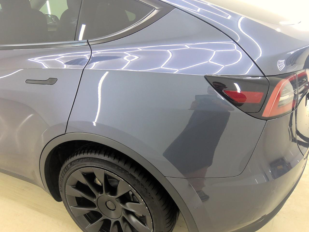 Foto 27 van Tesla Model Y