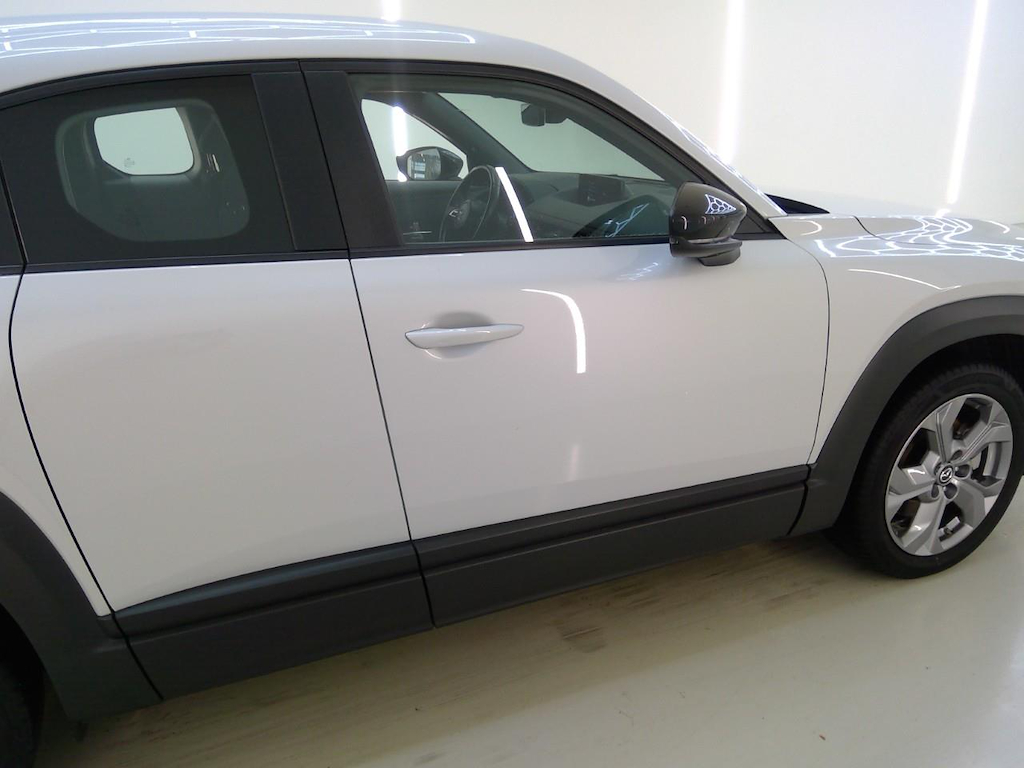Foto 31 van Mazda MX-30