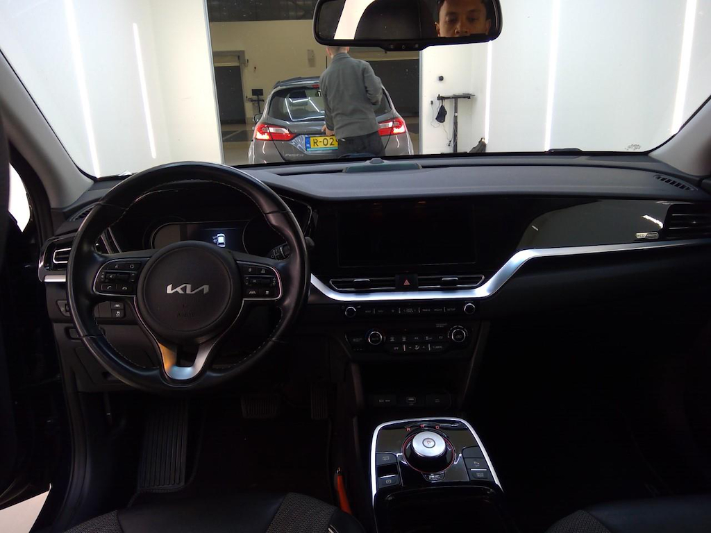 Foto 10 van Kia Niro