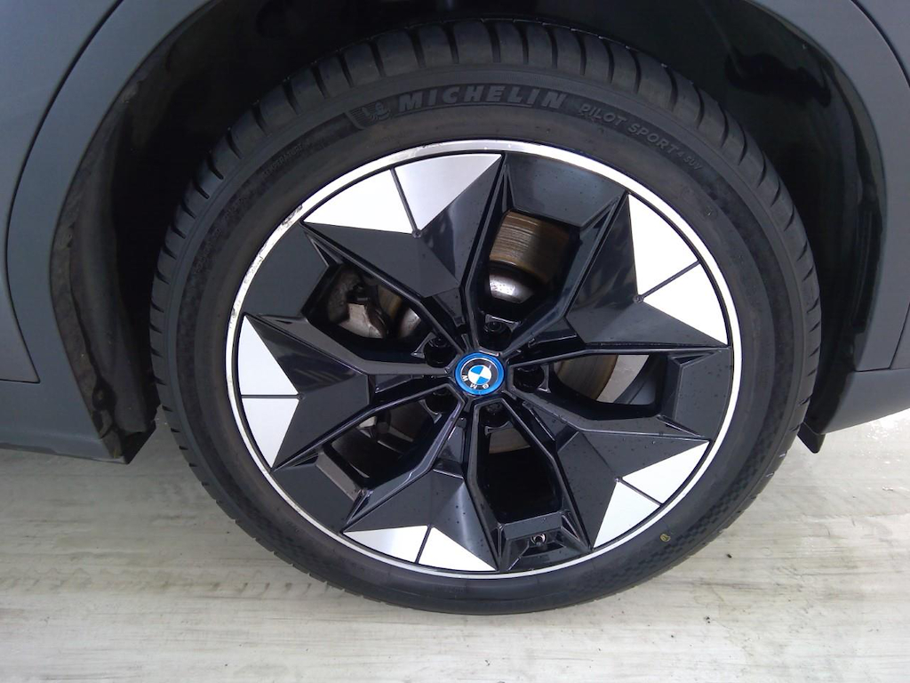 Foto 30 van BMW ix3