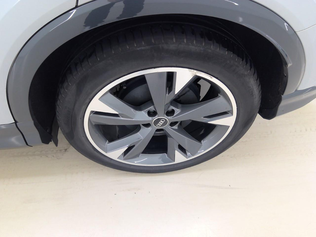 Foto 25 van Audi Q4 e-tron