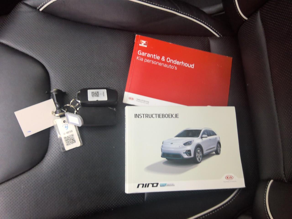 Foto 15 van Kia Niro