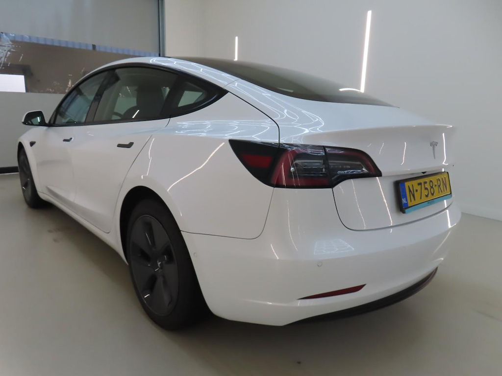 Foto 6 van Tesla Model 3