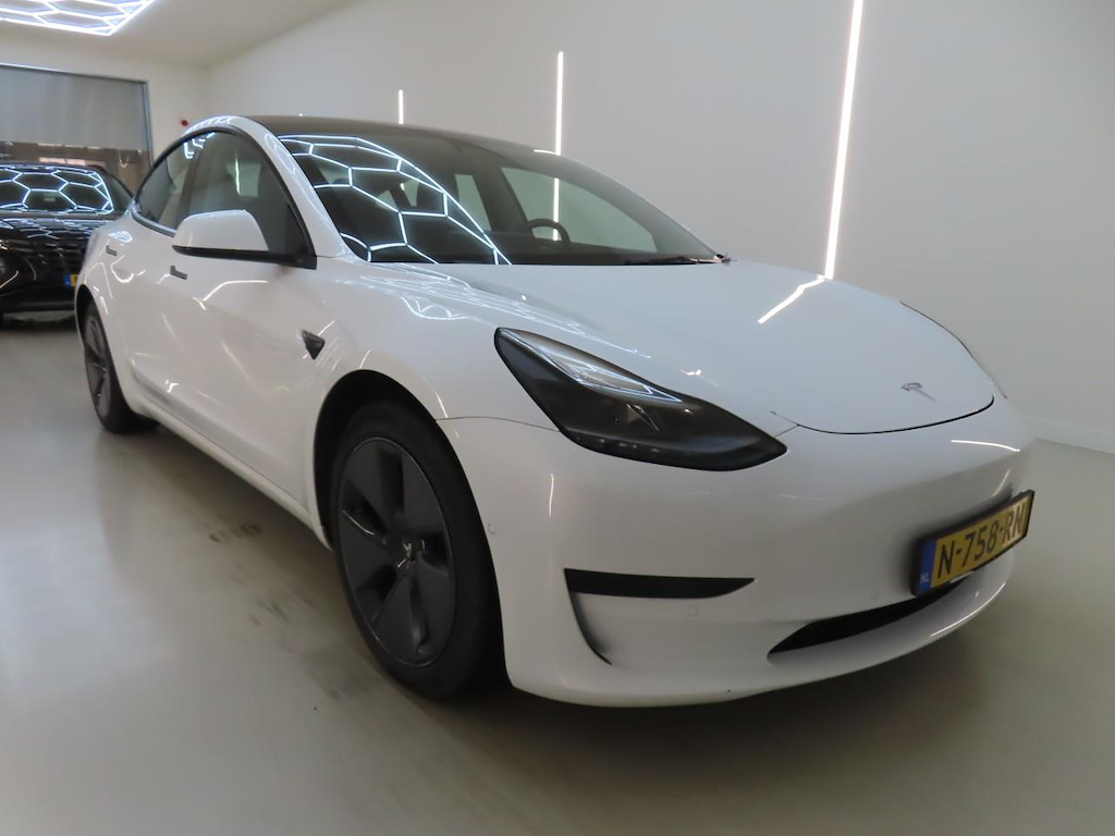 Foto 7 van Tesla Model 3