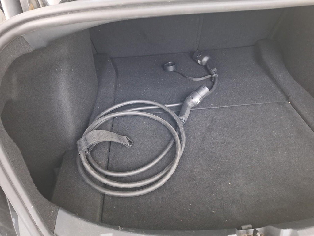 Foto 28 van Tesla Model 3