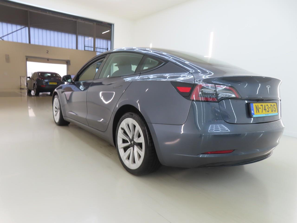 Foto 5 van Tesla Model 3