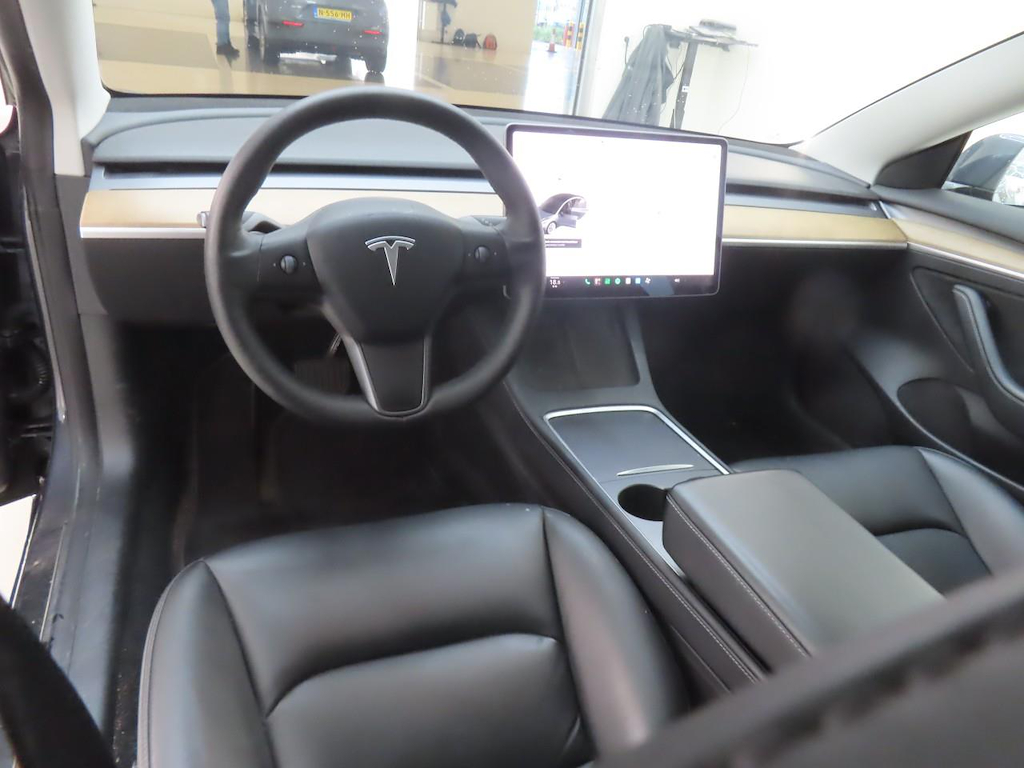Foto 6 van Tesla Model 3