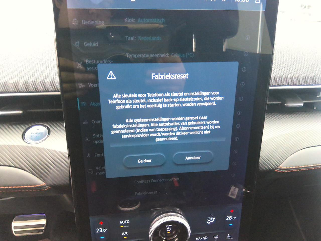 Foto 21 van Ford Mustang