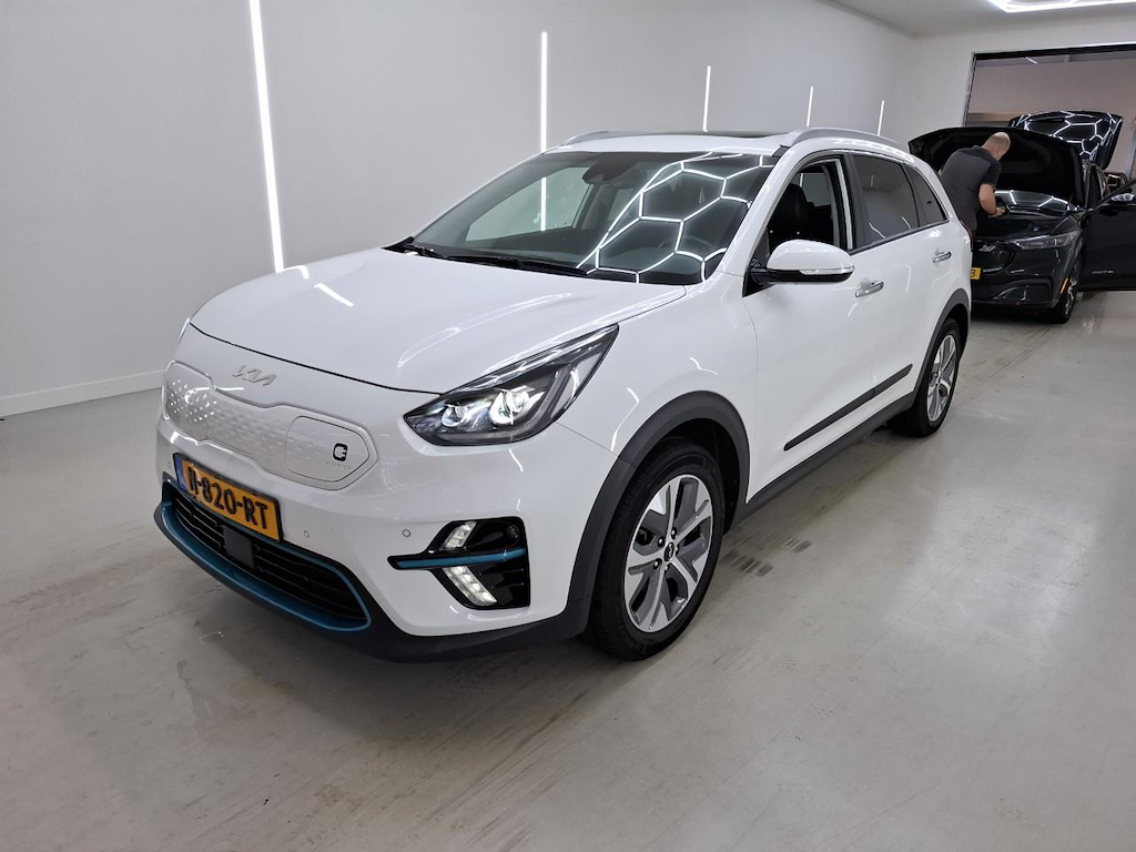 Foto 2 van Kia Niro